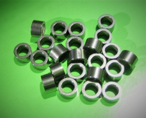 Cut deburred stainless steel tubes